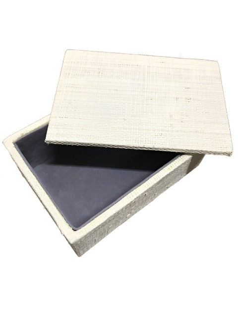 Adie Simple Jewelry Box - Eco-friendly, handcrafted storage box made from natural plant fibers, perfect for organizing jewelry and keepsakes with an elegant and sustainable design.