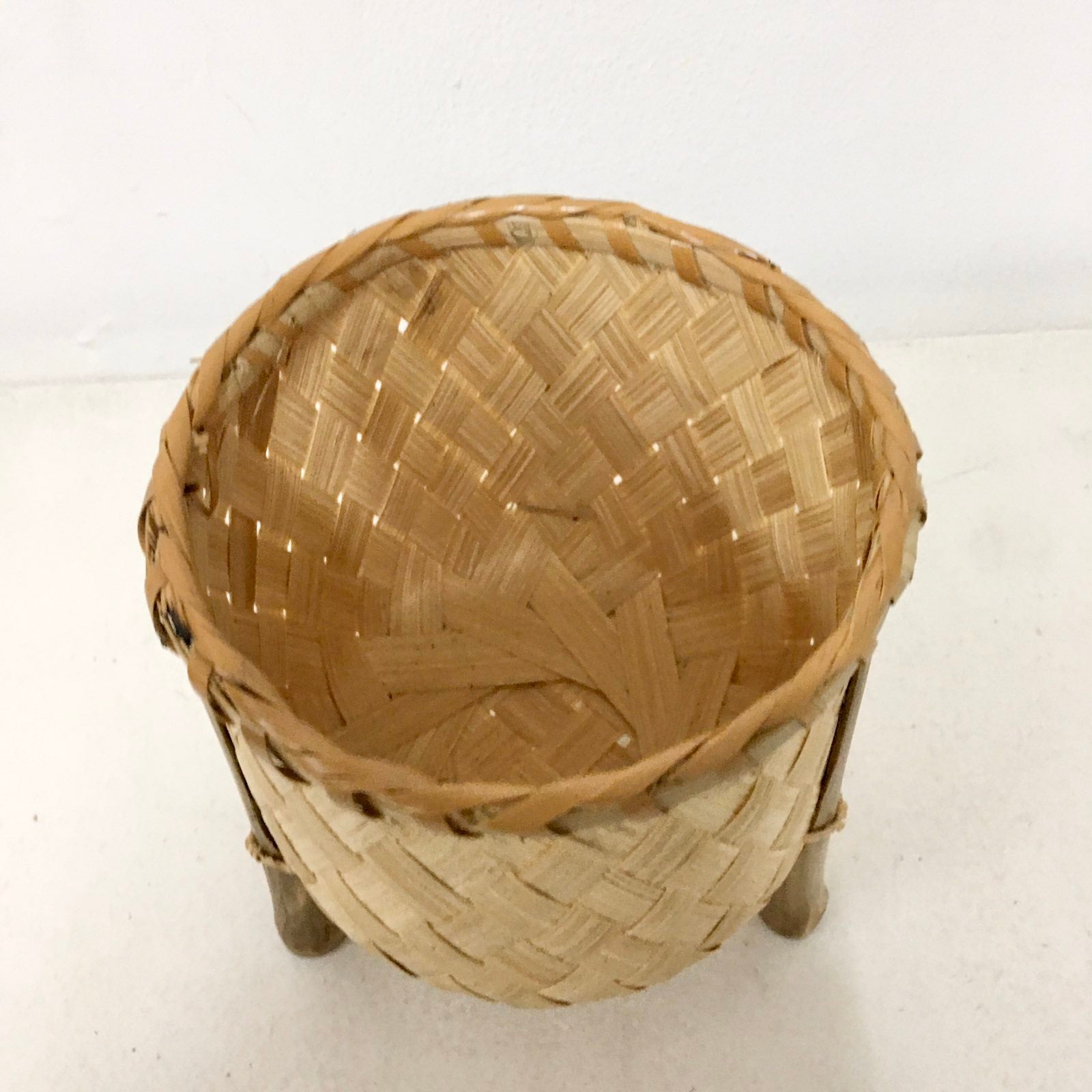 Veronica Bamboo Planter, 5-inch diameter, handcrafted from bamboo, ideal for displaying plants in eco-friendly style.