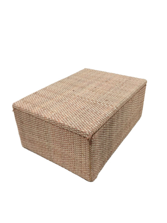 Organize your treasures in style with the Sophia Simple Jewelry Box - Toast. Handwoven from 100% natural raffia, this eco-friendly jewelry box offers elegant storage and supports sustainable craftsmanship.